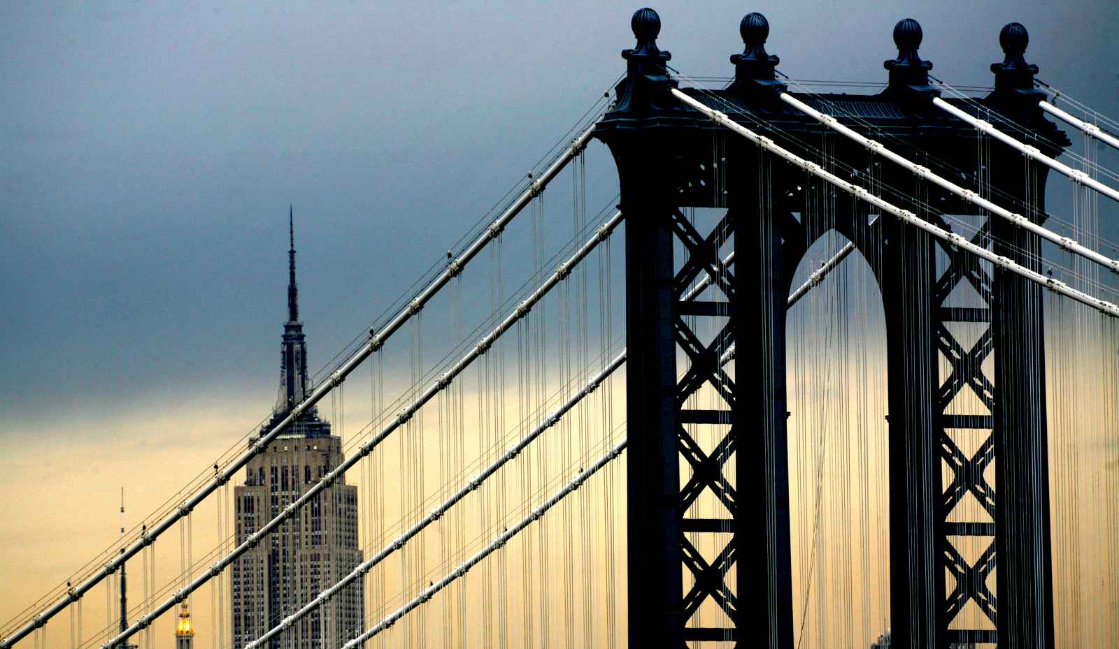 Manhattan Bridge and Empire State building